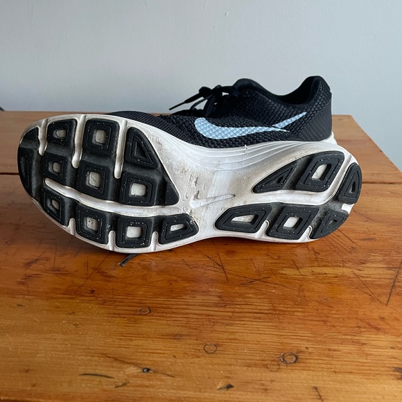 Nike Revolution 3 - Picture 4 of 4